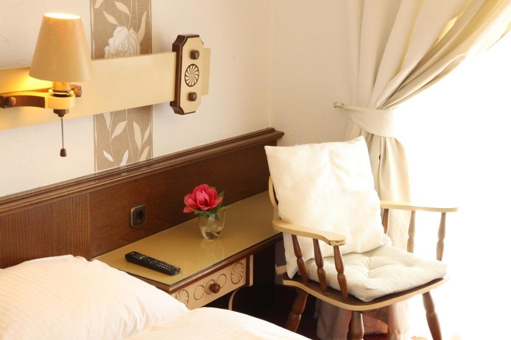 Kurhotel Wuerdinger Hof บาดฟึสซิง ห้อง รูปภาพ