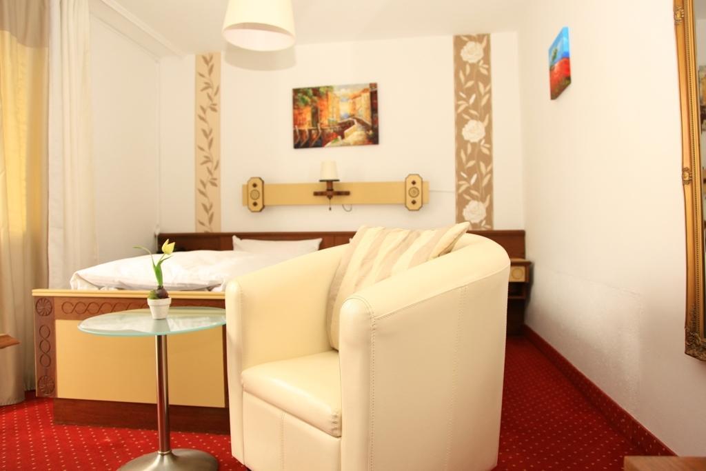 Kurhotel Wuerdinger Hof บาดฟึสซิง ห้อง รูปภาพ