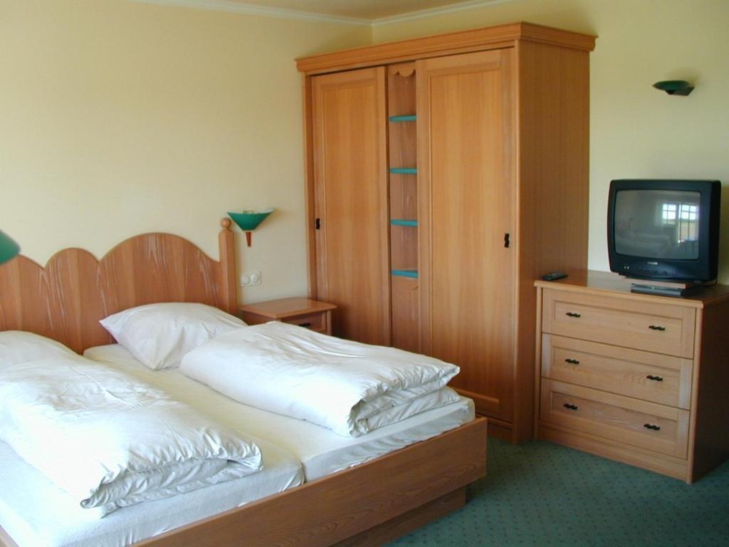 Kurhotel Wuerdinger Hof บาดฟึสซิง ห้อง รูปภาพ